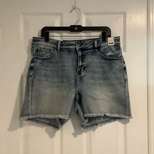 NWT JUDY BLUE Women’s Distressed Denim Coastal Cowgirl Trendy Cut Off Shorts 1XL